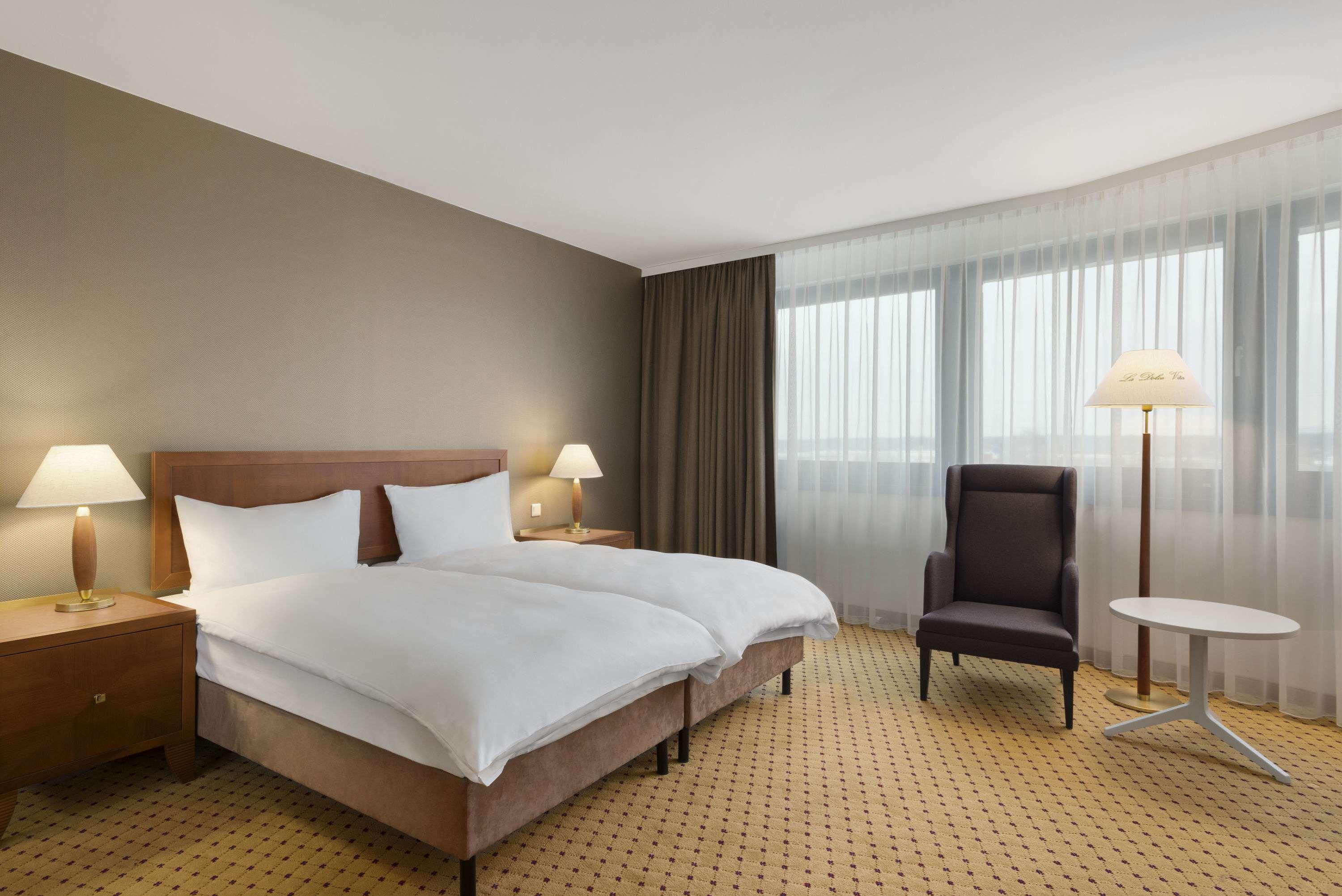 Hotel Ramada By Wyndham Graz Unterpremstaetten Exterior photo