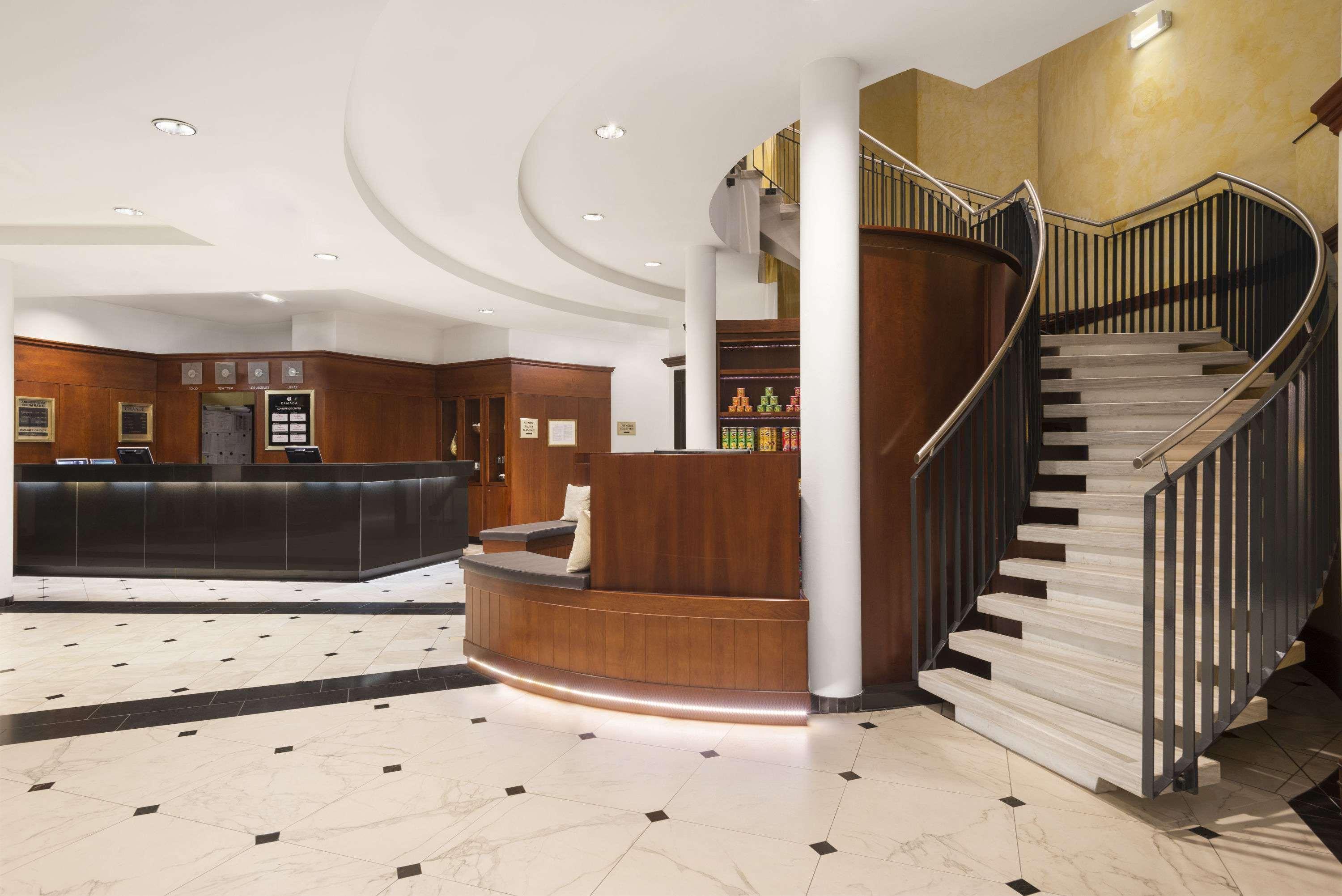 Hotel Ramada By Wyndham Graz Unterpremstaetten Exterior photo